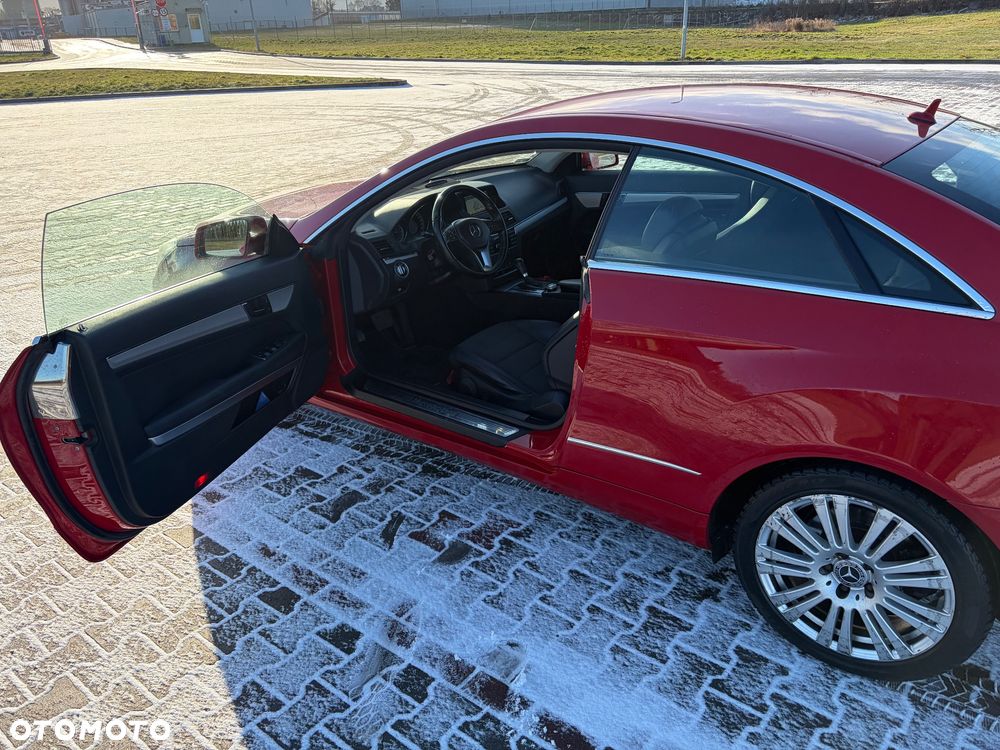 Mercedes-Benz Klasa E - 21