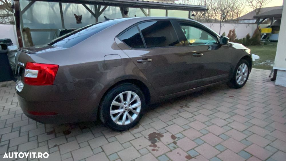 Skoda Octavia 1.5 TSI DSG Mild Hybrid Style - 20