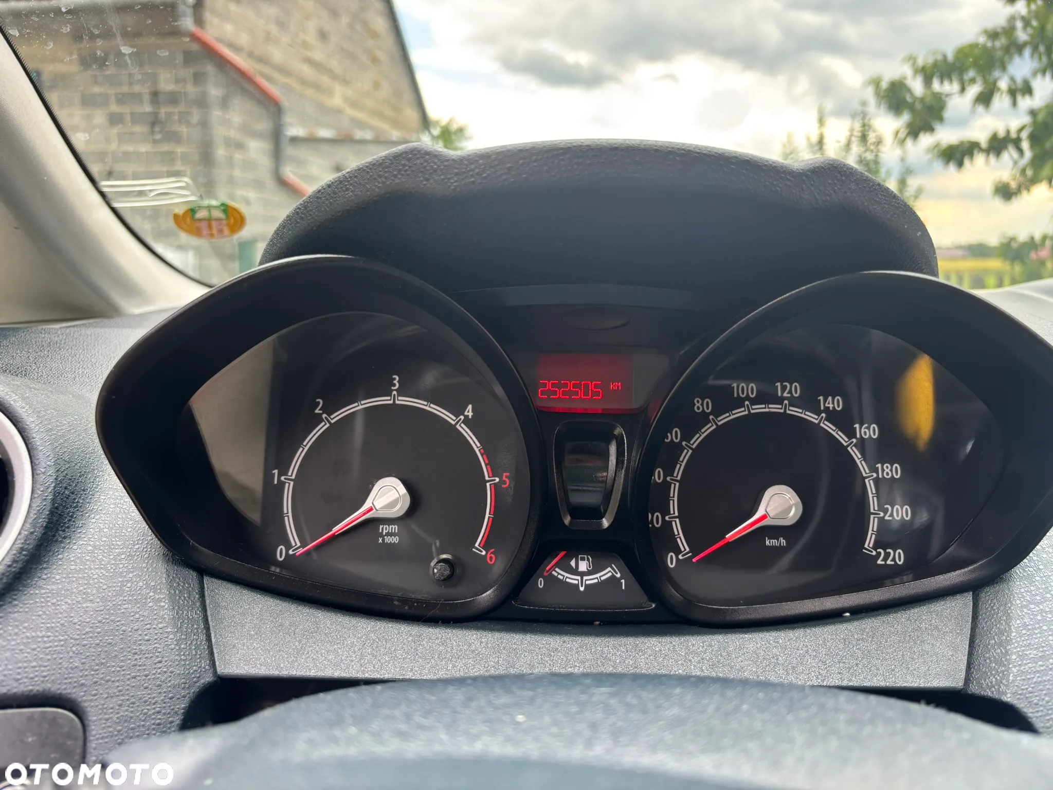 Ford Fiesta - 7