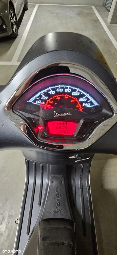 Vespa GTS - 21