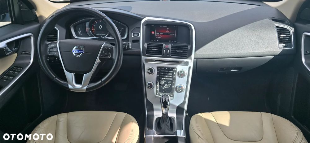 Volvo XC 60 T6 AWD Drive-E Momentum - 19