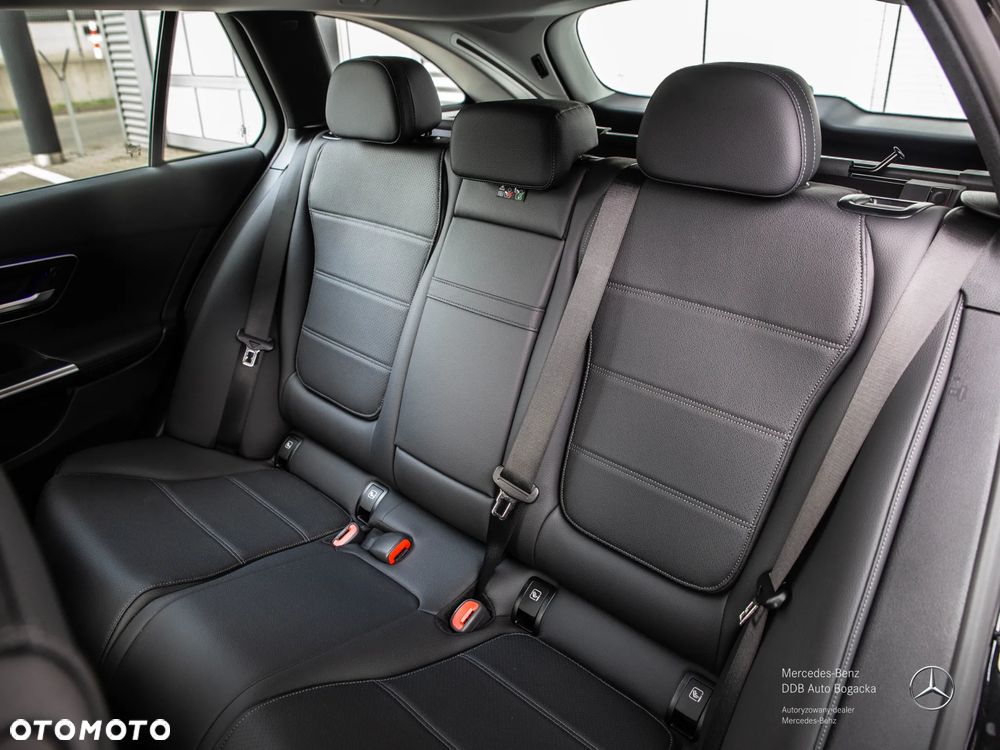 Mercedes-Benz Klasa C 220 d mHEV 4-Matic - 12