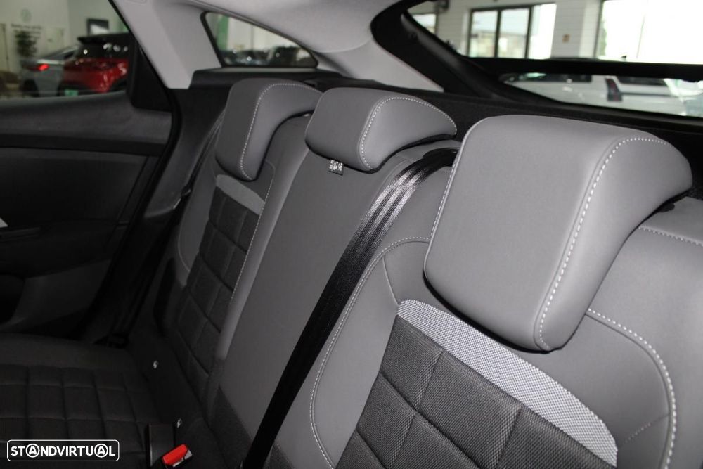 Citroën e-C4 50 kWh Plus - 14