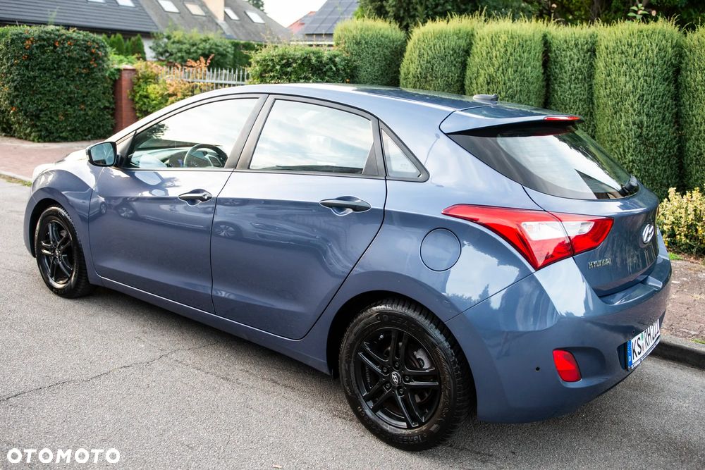 Hyundai i30 1.4 Comfort - 12