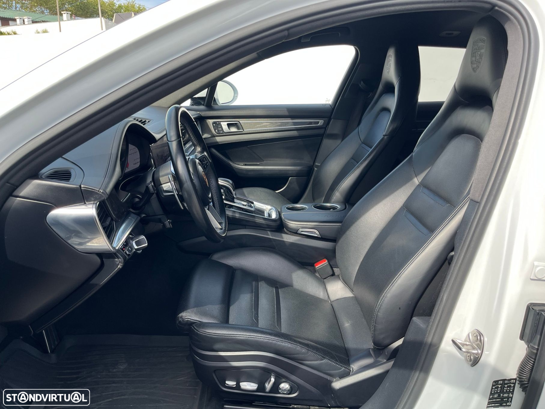 Porsche Panamera Sport Turismo 4 E-Hybrid - 29