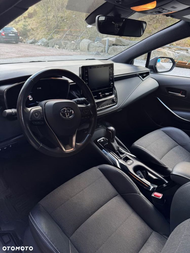 Toyota Corolla 1.8 Comfort - 9