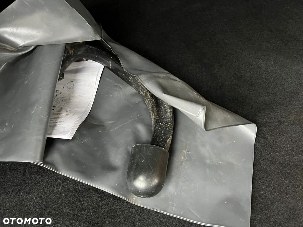 Peugeot 2008 1.5 BlueHDi Allure S&S EAT8 - 28