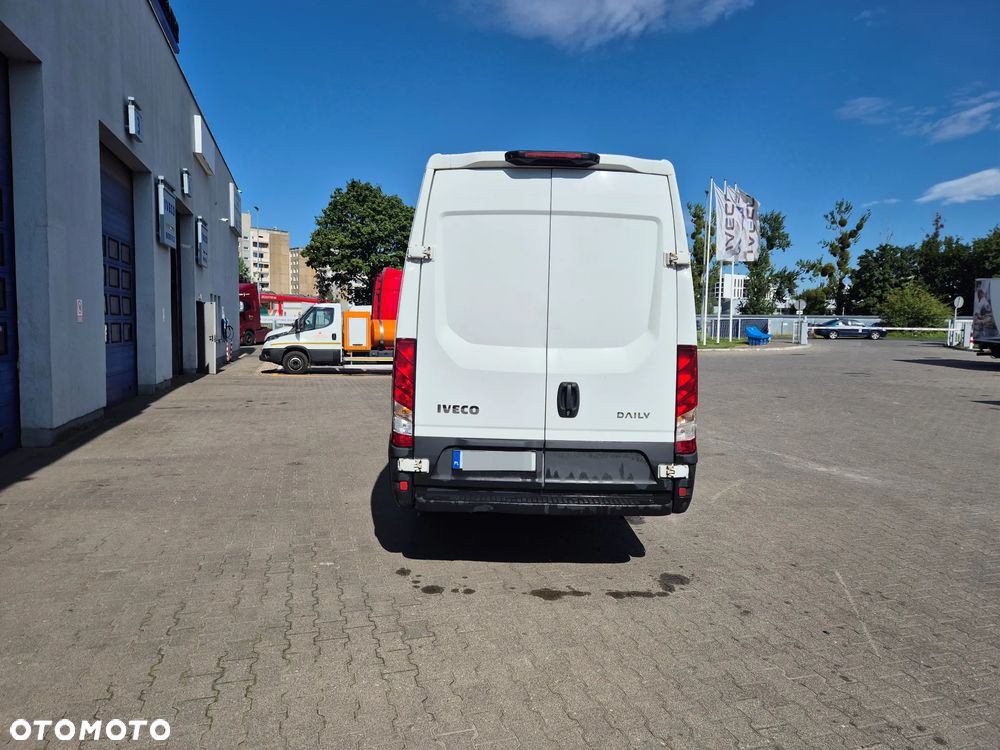 Iveco 35S16V (32724) - 8