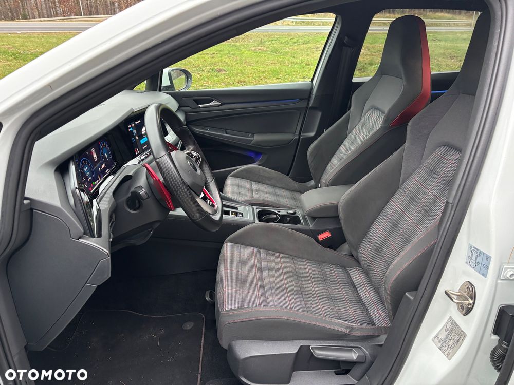 Volkswagen Golf GTI 2.0 TSI OPF DSG Performance - 8
