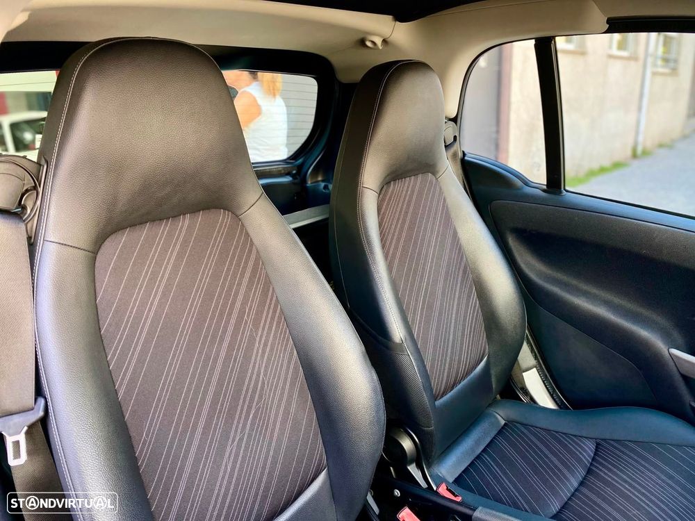 Smart ForTwo Coupé 1.0 mhd Pulse 71 - 19