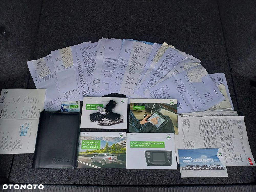 Skoda Octavia 2.0 TDI Elegance - 39