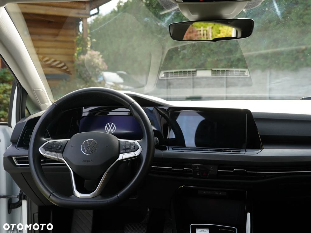 Volkswagen Golf 1.5 eTSI Style DSG - 27