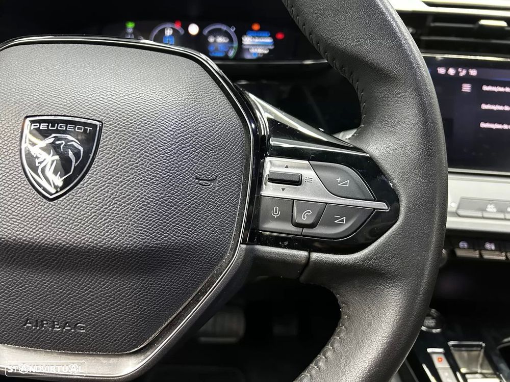Peugeot 308 1.6 Hybrid Allure Pack e-EAT8 - 22