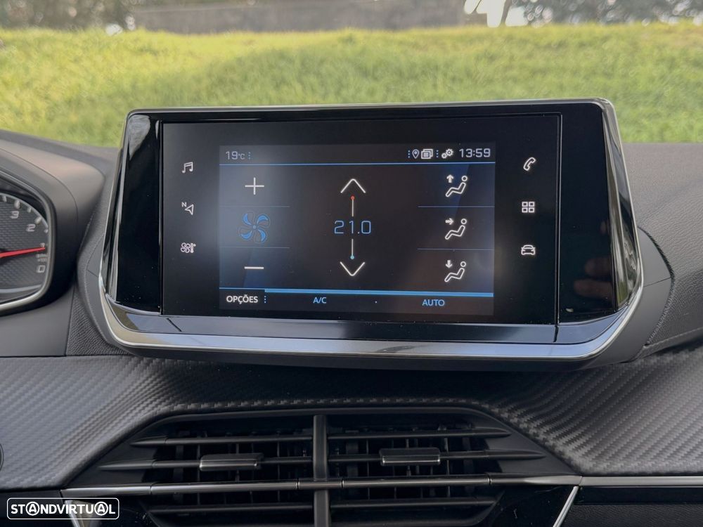 Peugeot 208 1.2 PureTech Allure - 30