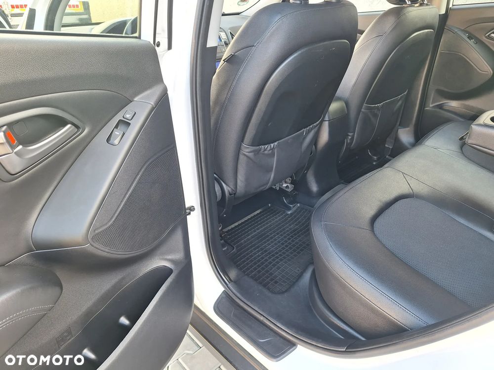 Hyundai ix35 1.6 2WD blue Style - 16