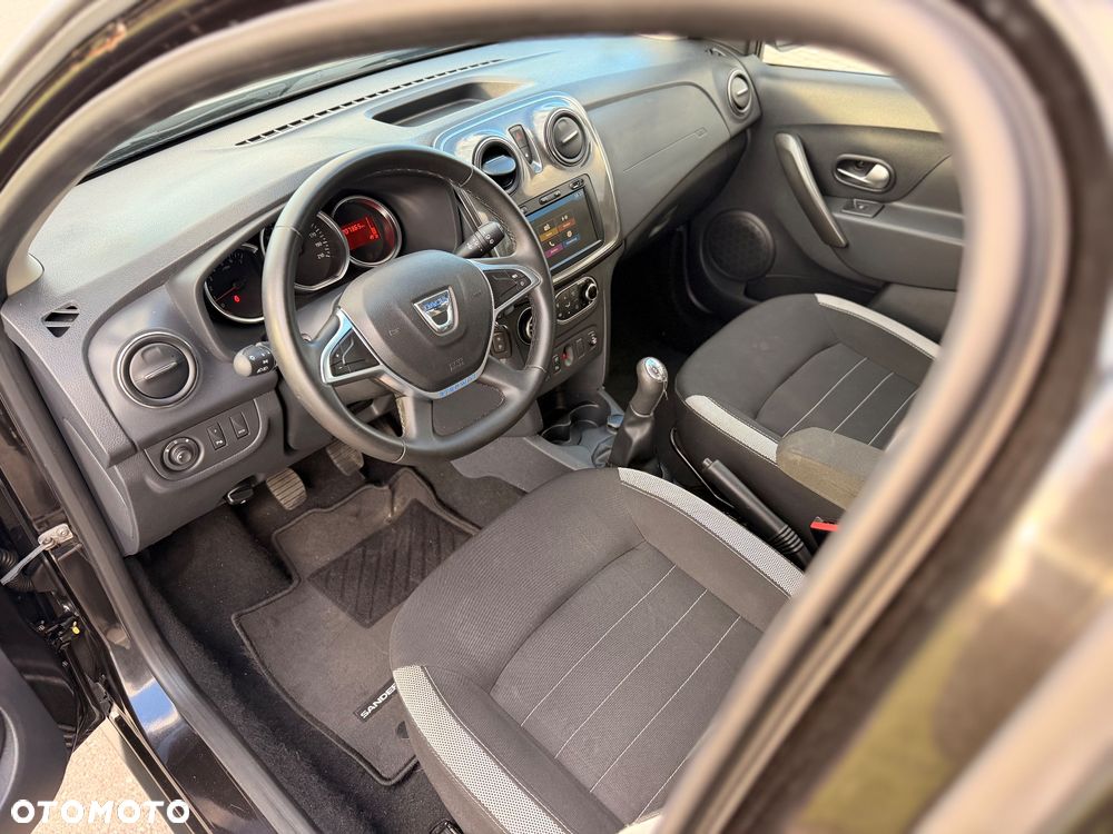 Dacia Sandero Stepway - 12