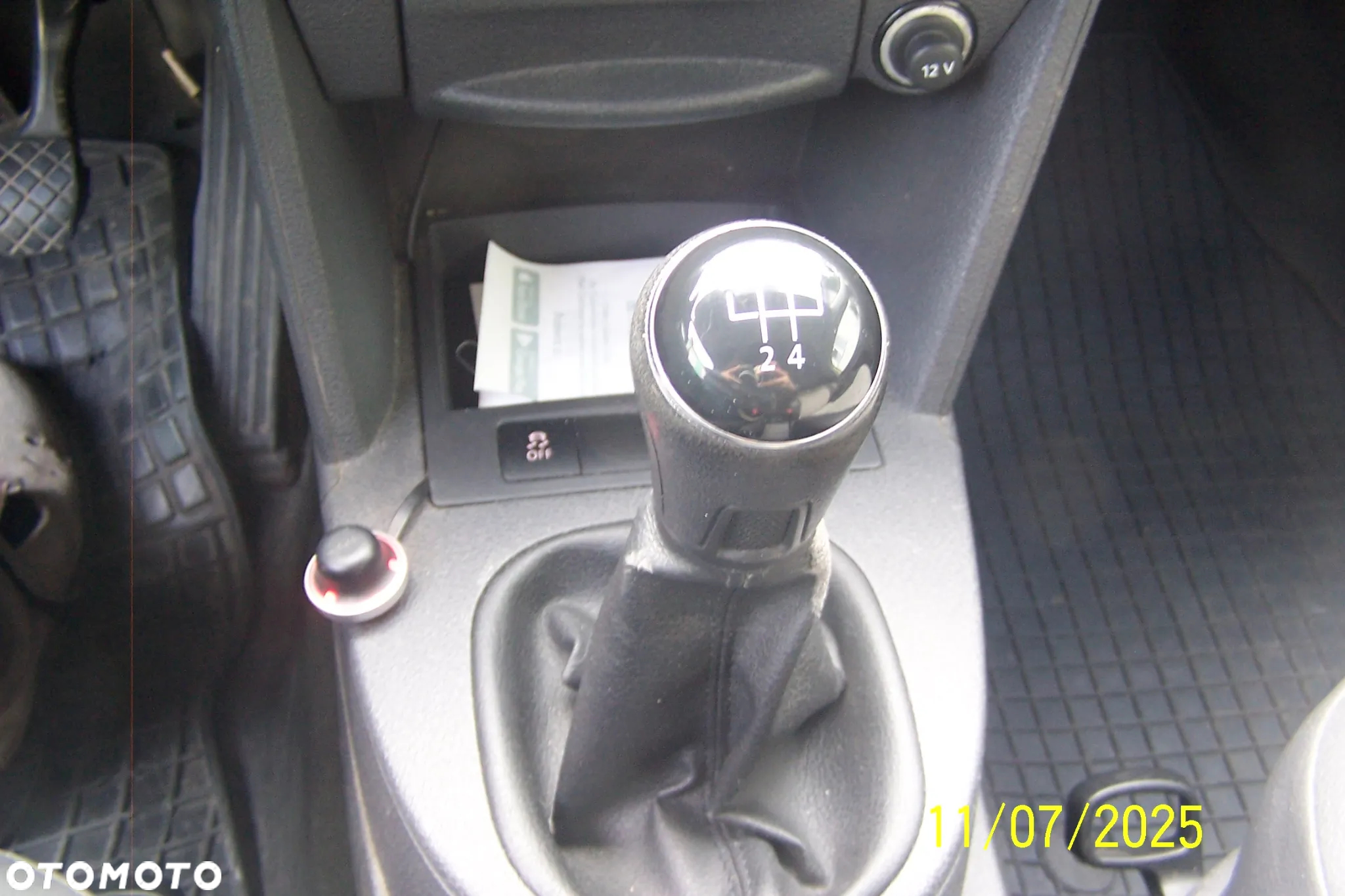 Volkswagen Caddy - 12