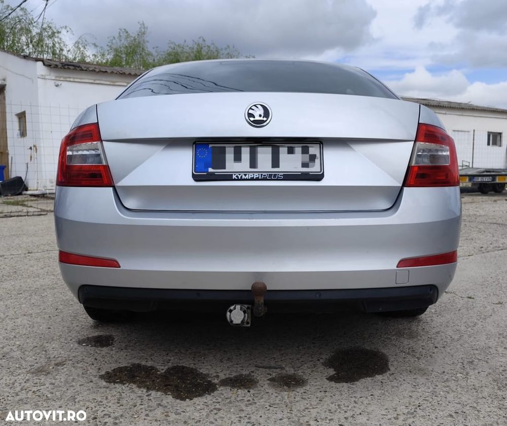 Skoda Octavia 2.0 TDI Green tec Elegance - 2