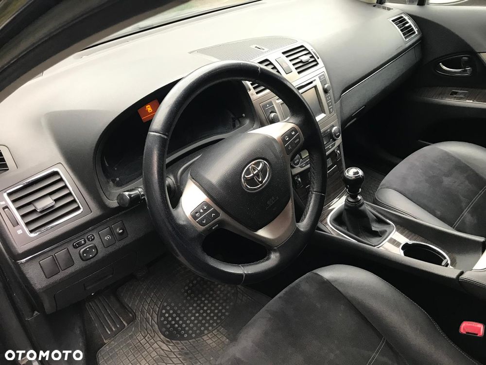 Toyota Avensis 1.8 Prestige - 7