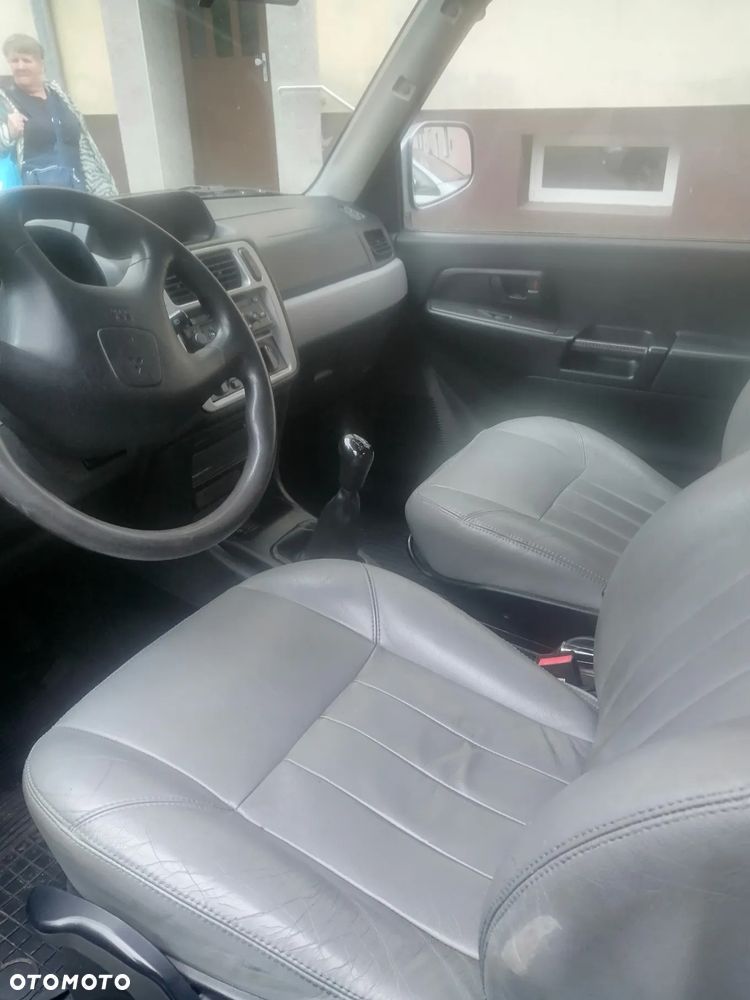 Mitsubishi Pajero Pinin - 10