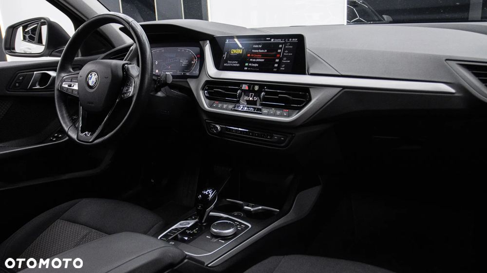 BMW Seria 1 118i Advantage - 16