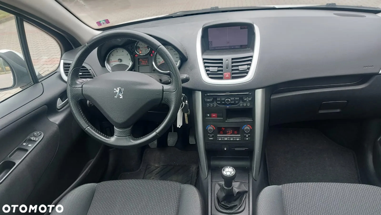 Peugeot 207 1.6 VTi Premium - 10