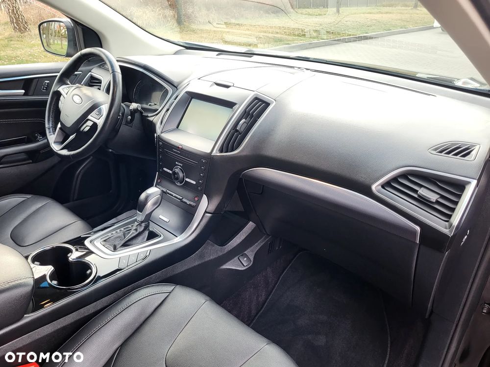 Ford Edge 2.0 TDCi Bi-Turbo 4x4 Titanium - 18