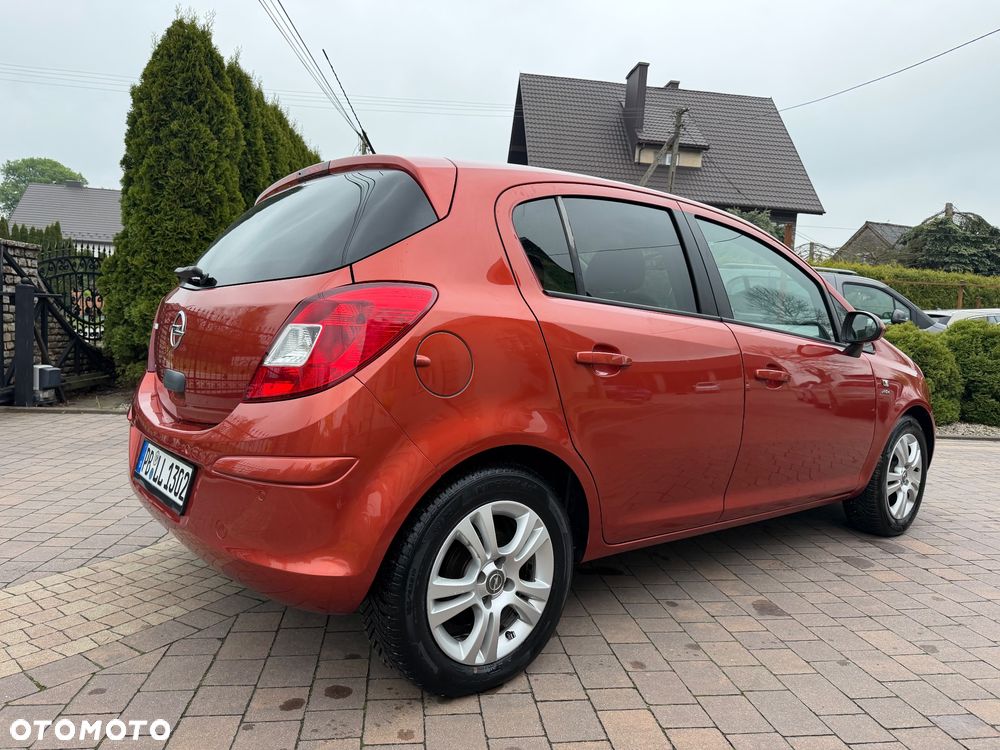 Opel Corsa 1.4 16V Active - 8