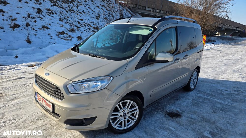 Ford Tourneo Courier 1.0 EcoBoost Titanium - 1