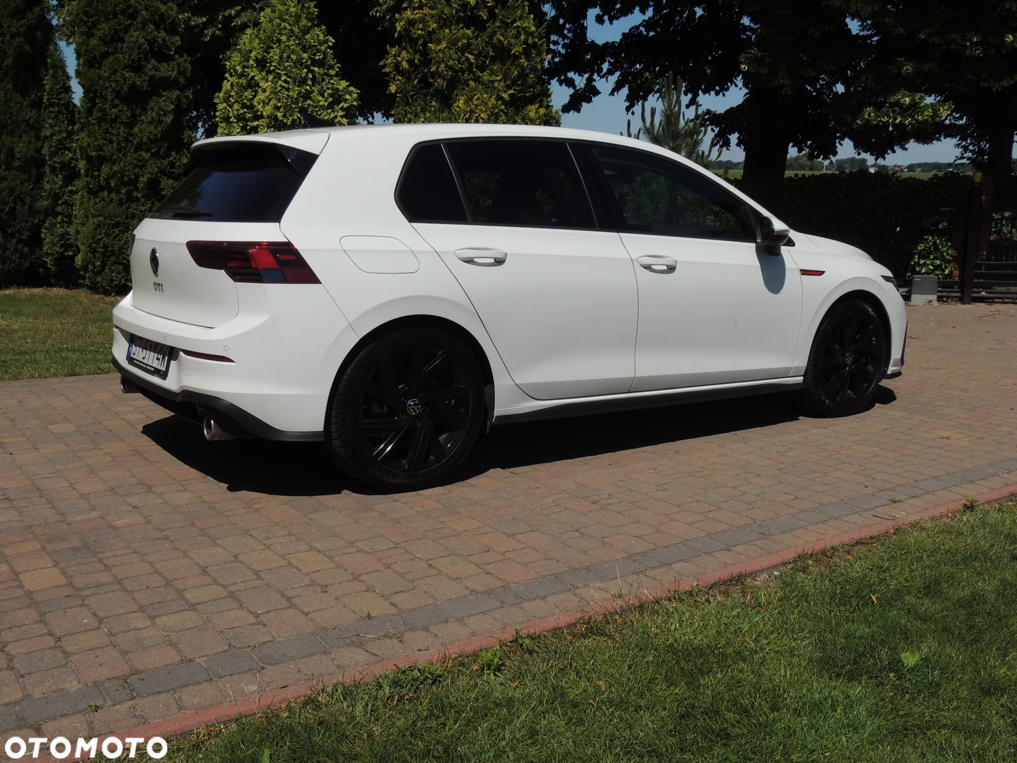 Volkswagen Golf VIII 2.0 TSI GTI DSG - 2