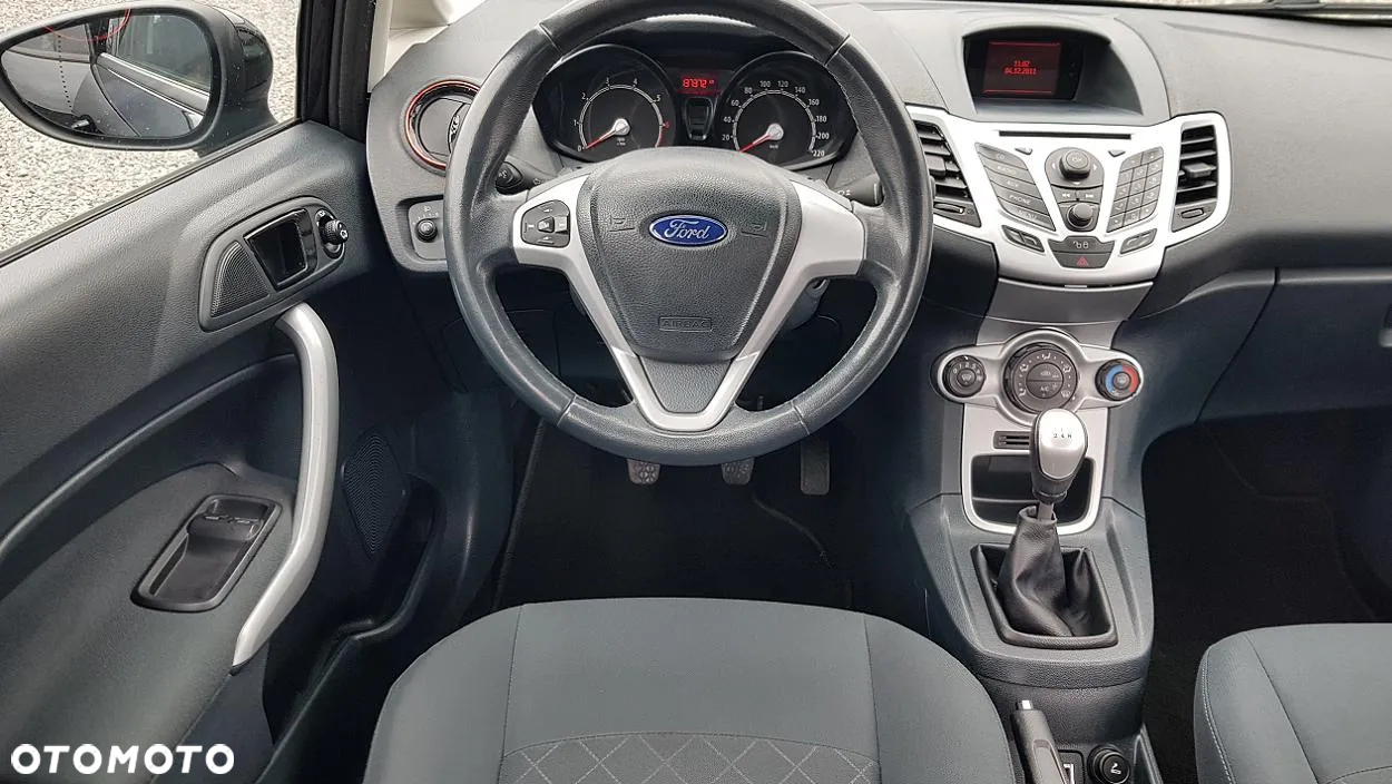Ford Fiesta 1.25 Champions Edition - 15