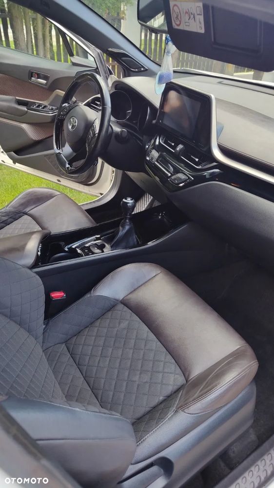 Toyota C-HR 1.2 T GPF Prestige - 9