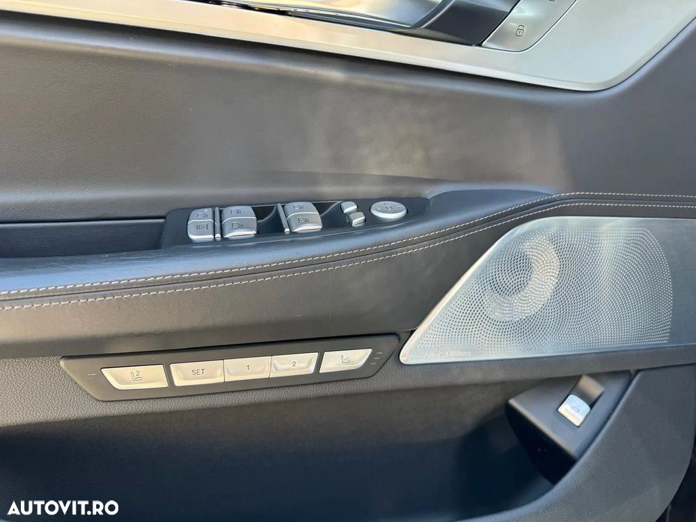 BMW Seria 7 750d xDrive - 13
