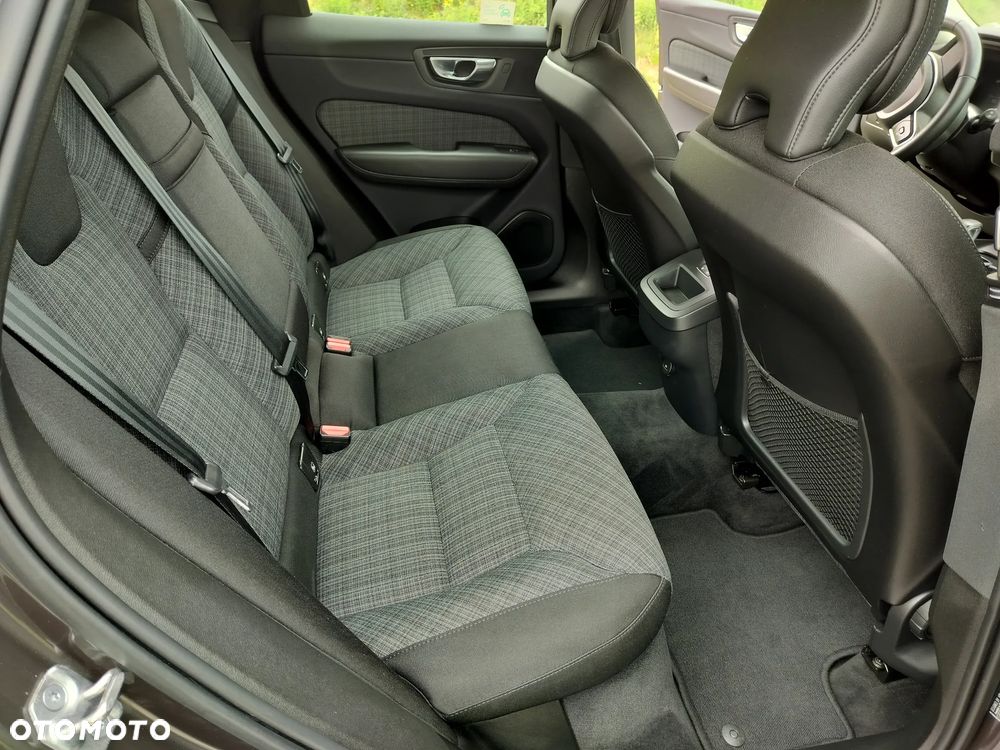 Volvo XC 60 B4 B Core - 22