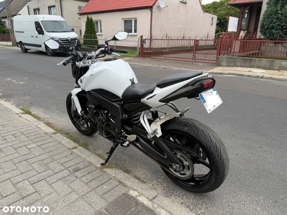 Yamaha FZ - 6