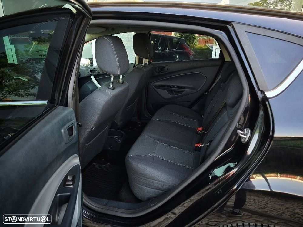 Ford Fiesta 1.25 Titanium - 9
