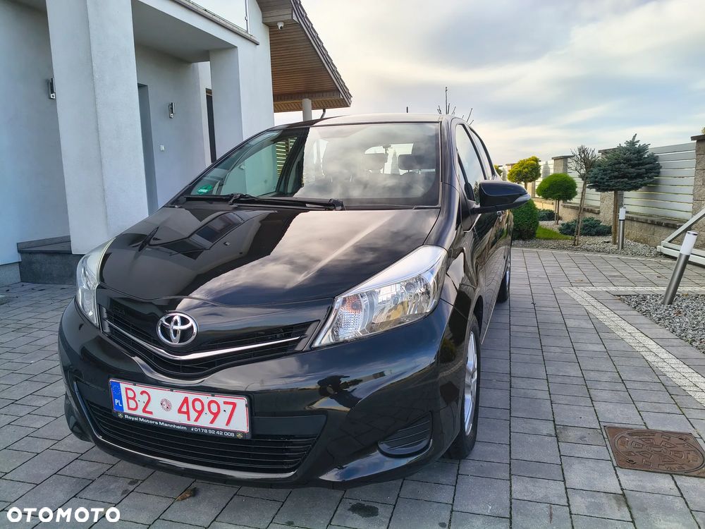 Toyota Yaris 1.33 VVT-i Executive - 11