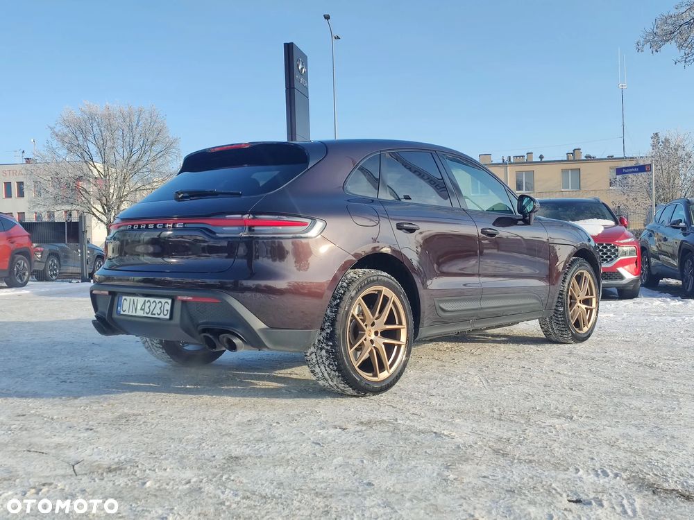 Porsche Macan Standard - 4