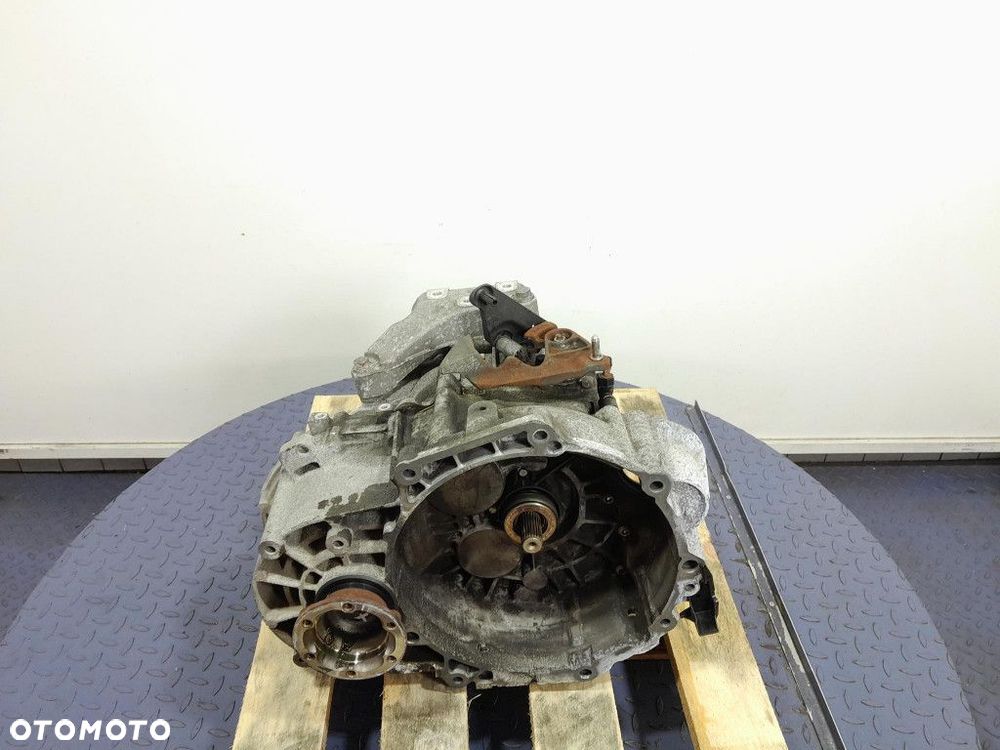 VW EOS 2.0 TFSI 200 KM SKRZYNIA BIEGÓW MANUAL 6B KNU - 2