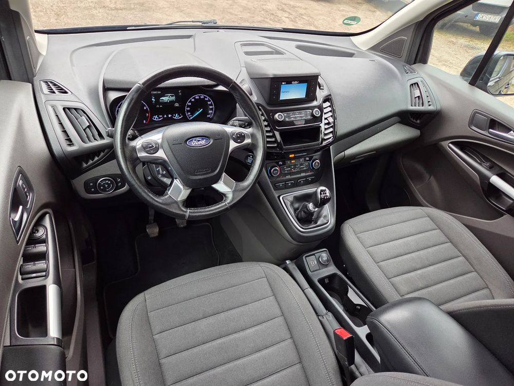 Ford Tourneo Connect 1.0 EcoBoost Start-Stop Titanium - 25