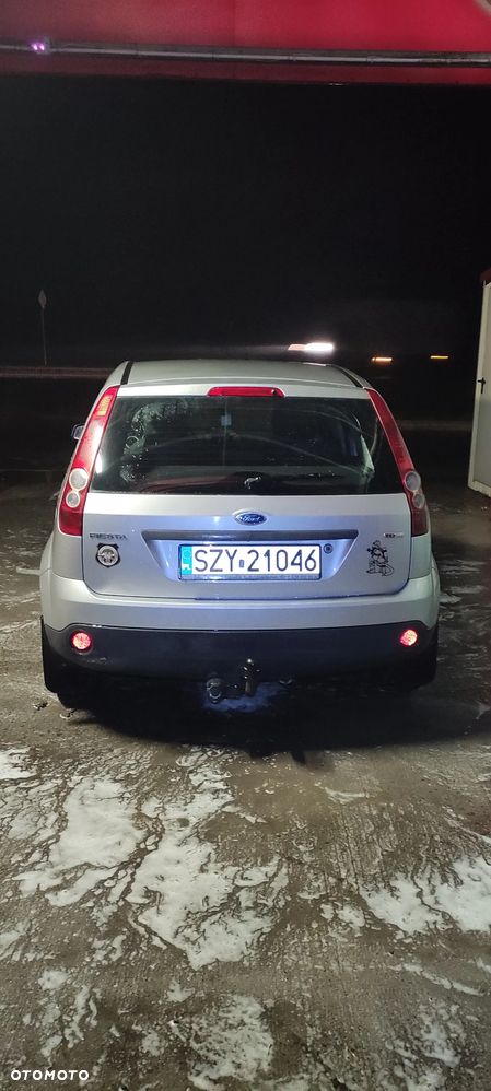 Ford Fiesta 1.4 TDCI - 4