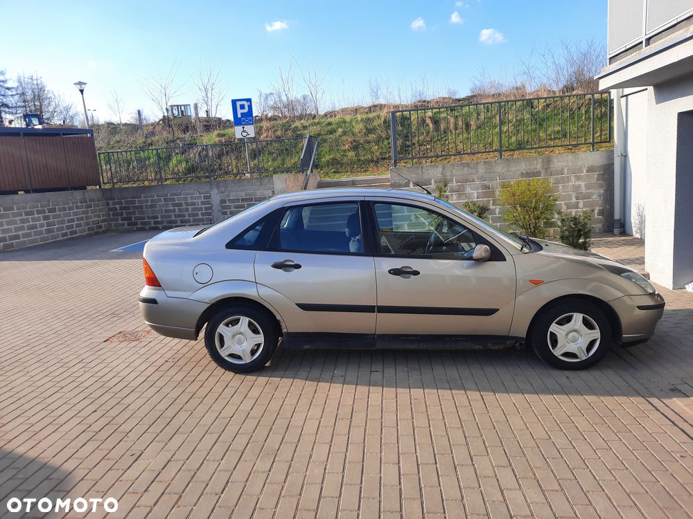 Ford Focus 1.6 FX Gold - 8