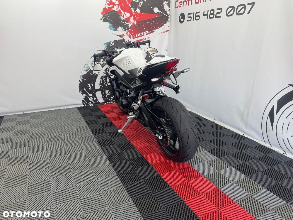 Triumph Street Triple - 5