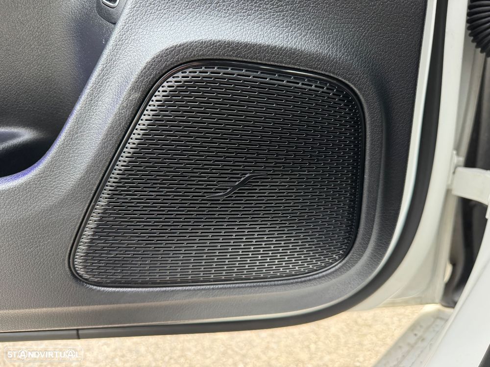 Mercedes-Benz CLA 250 e 8G-DCT Edition AMG Line - 11