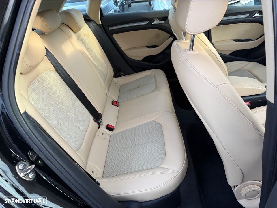 Audi A3 Sportback 2.0 TDI S-line S tronic - 8