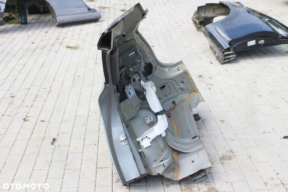 Błotnik Prawy Tył Volvo V40 II - 9