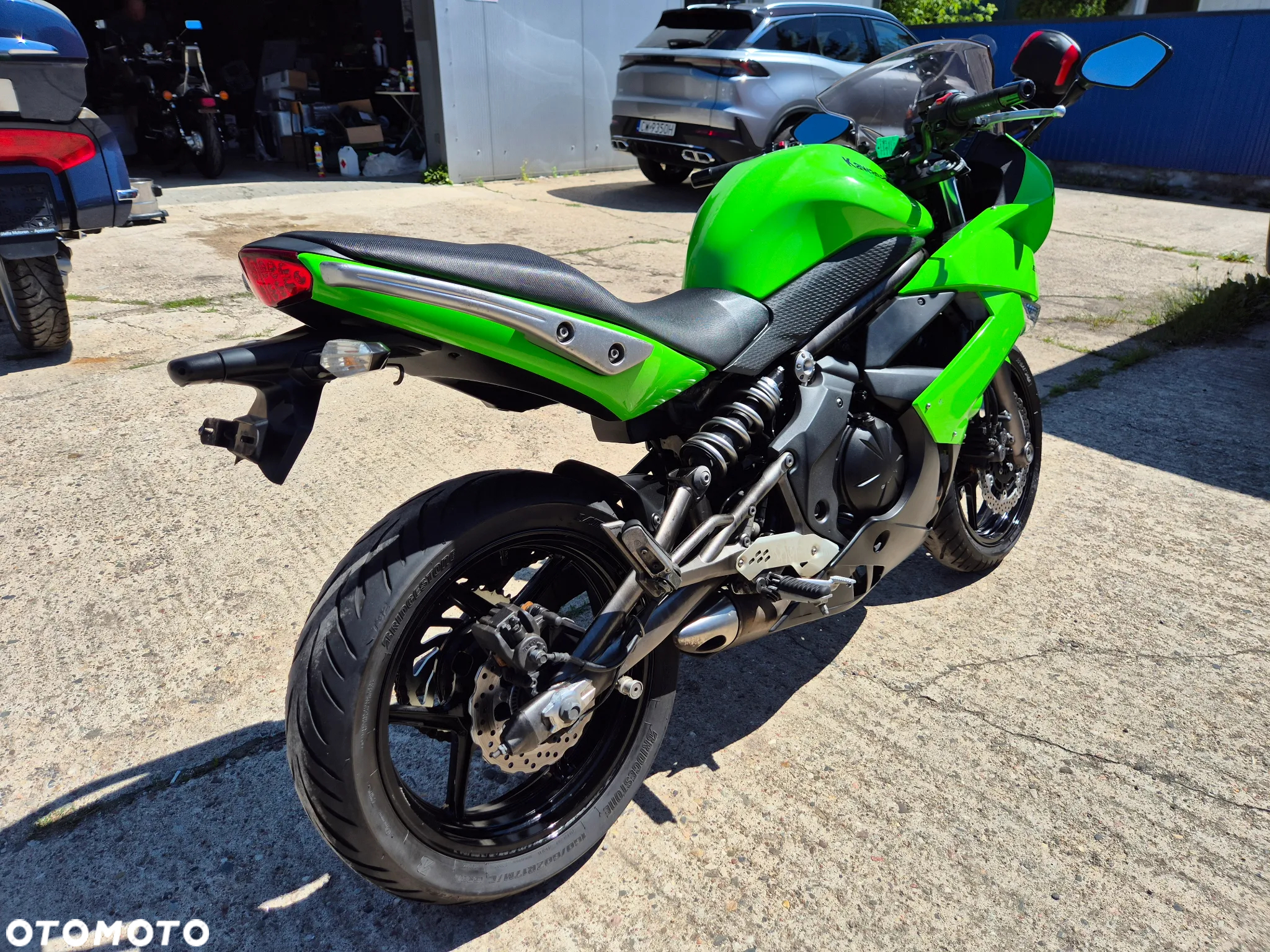 Kawasaki ER - 11