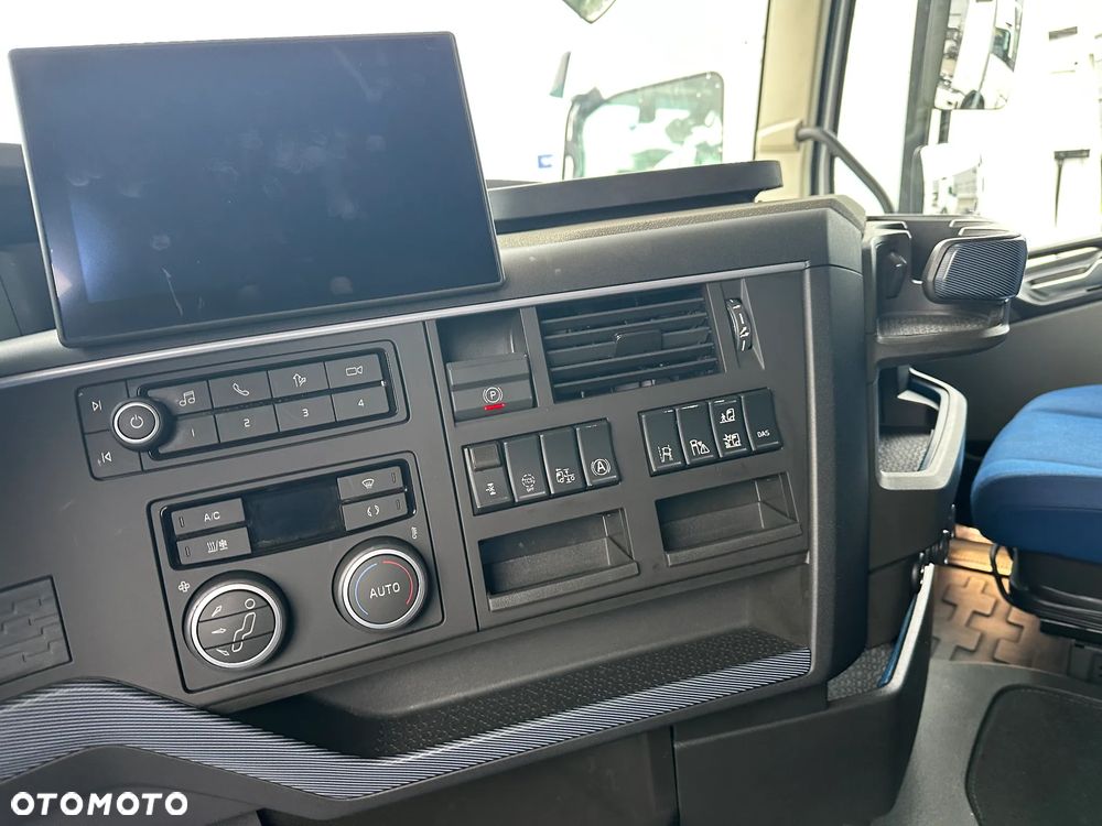 Volvo 2025 VOLVO AERO 4x2 500KM I-Save Globetrotter XL!!! - 13