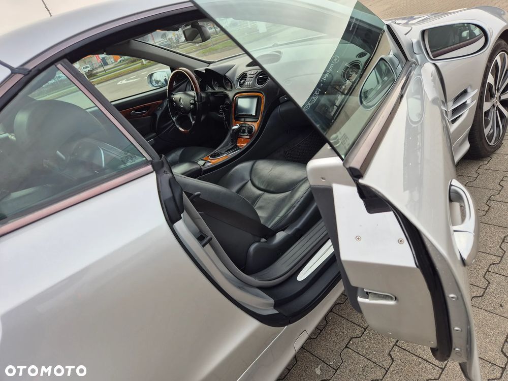 Mercedes-Benz SL - 26