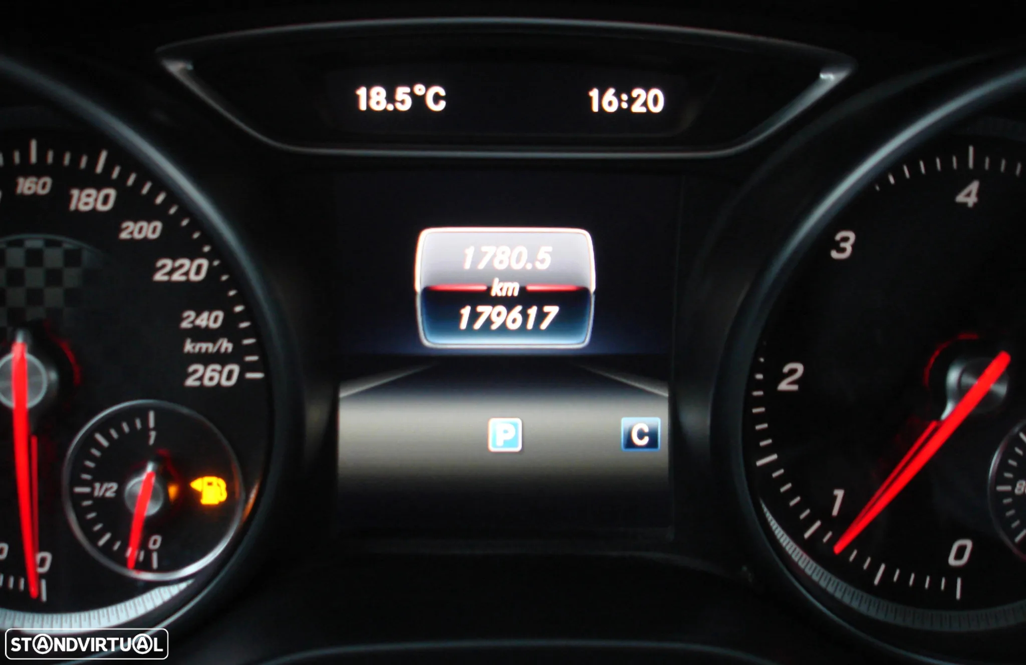 Mercedes-Benz A 180 d AMG Line - 15